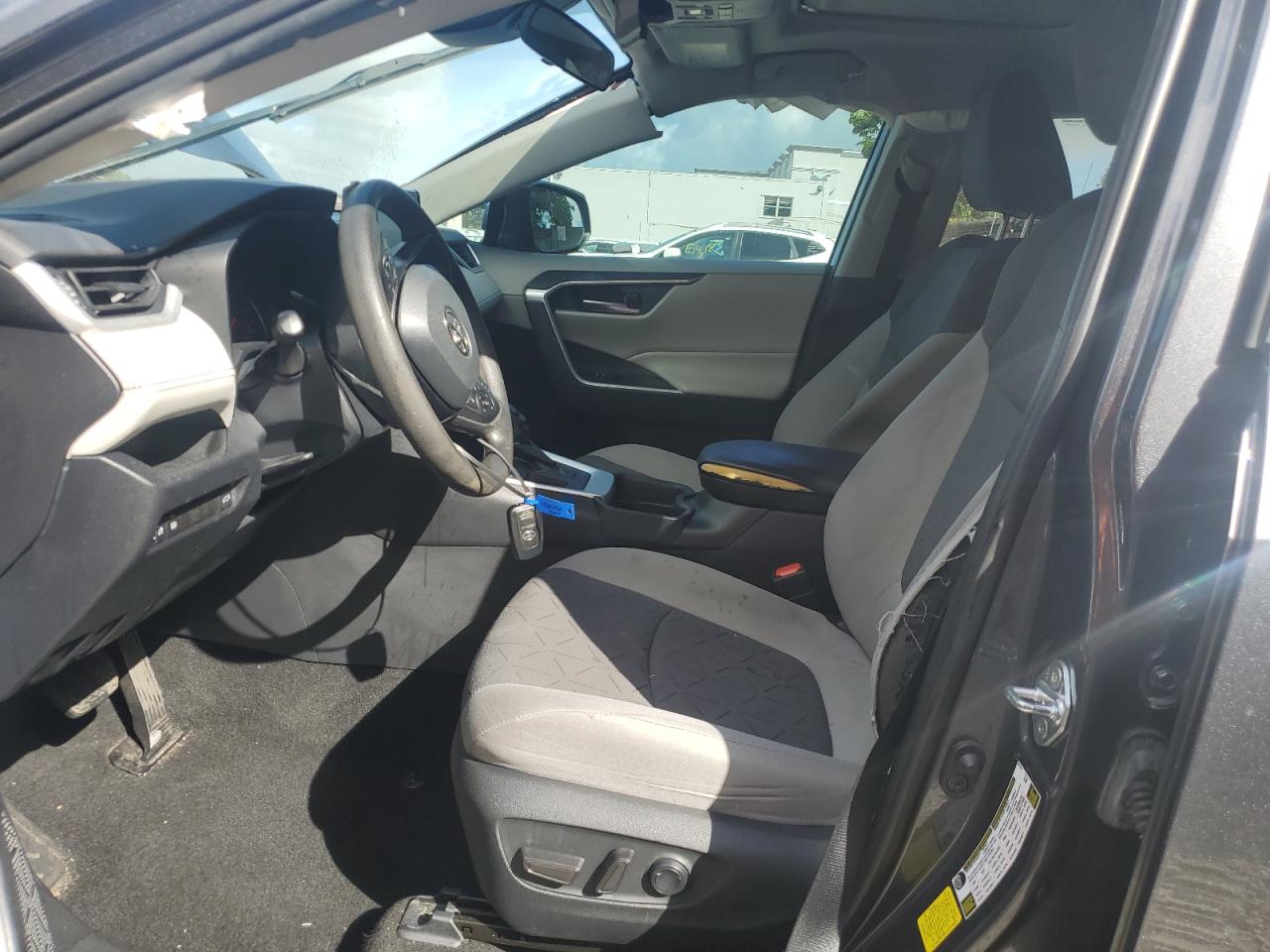 2020 Toyota RAV 4 - Image 7