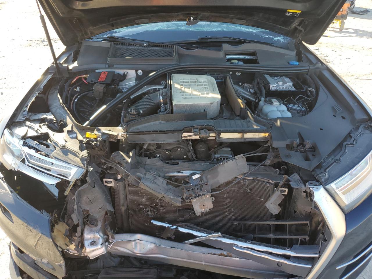 2018 Audi Q7 - Image 12