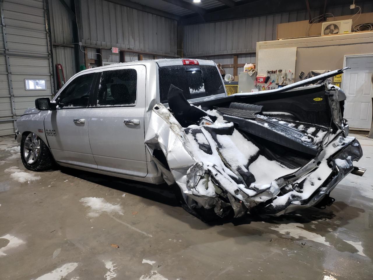 2015 RAM 1500 - Image 2