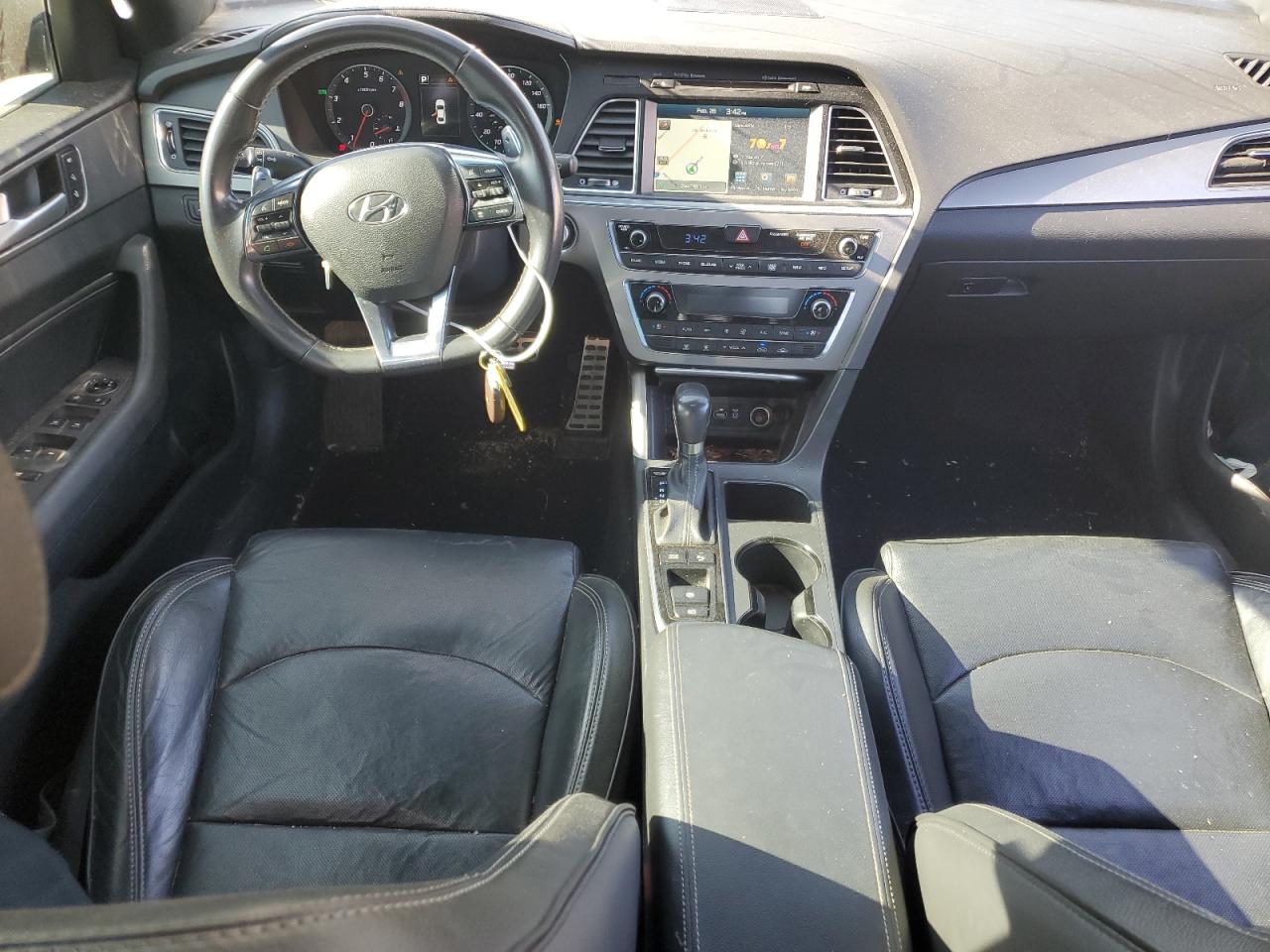 2015 Hyundai Sonata - Image 8