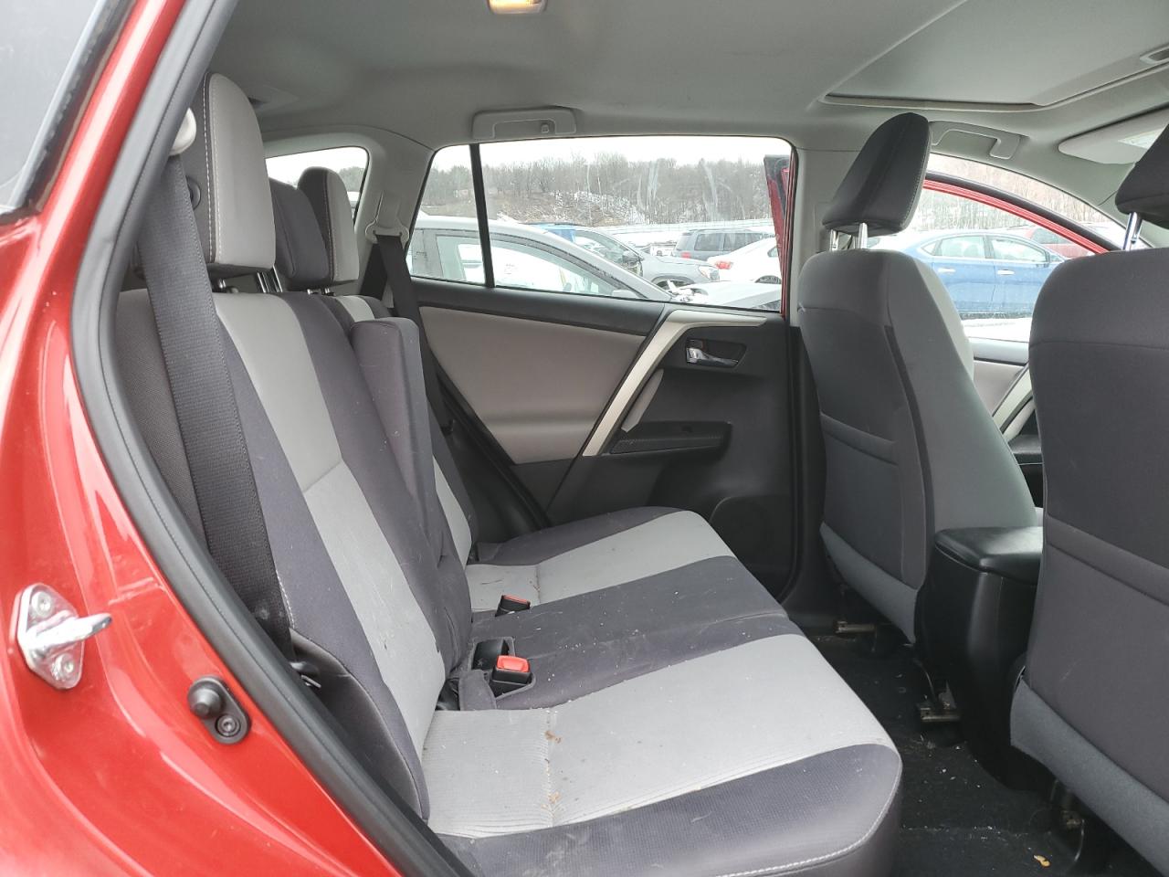 2014 Toyota RAV 4 - Image 11