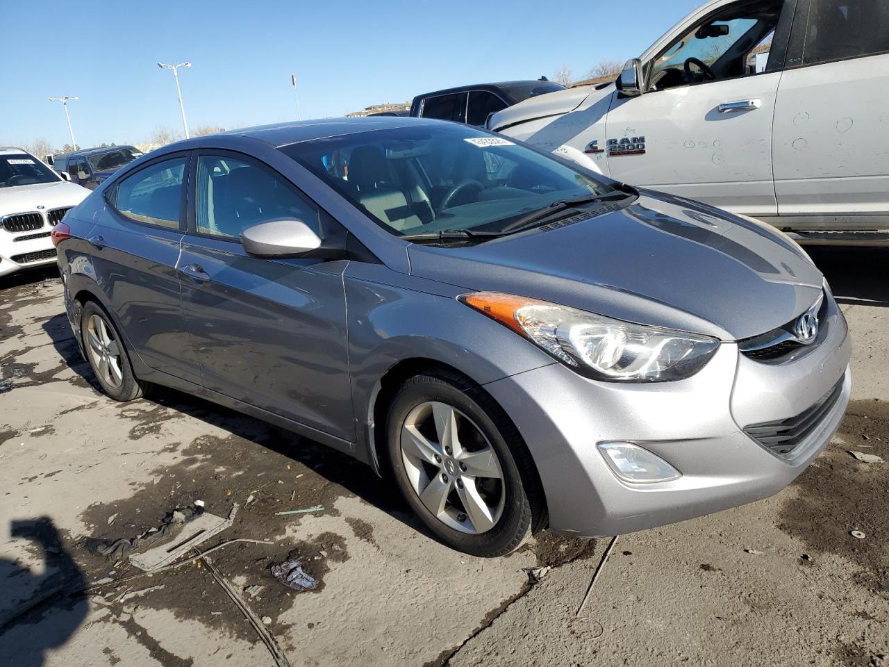 2013 Hyundai Elantra - Image 4