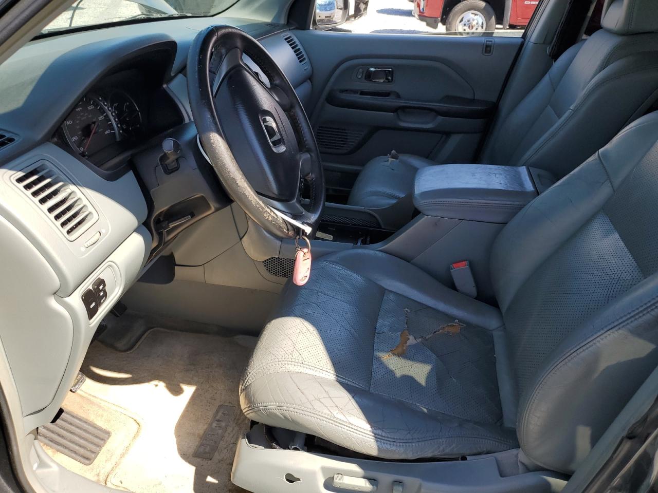 2004 Honda Pilot - Image 7