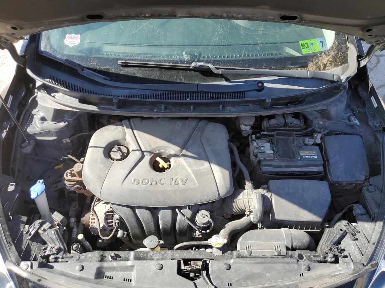 2013 Hyundai Elantra - Image 12