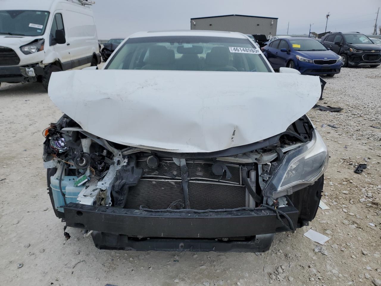 2014 Toyota Avalon - Image 5