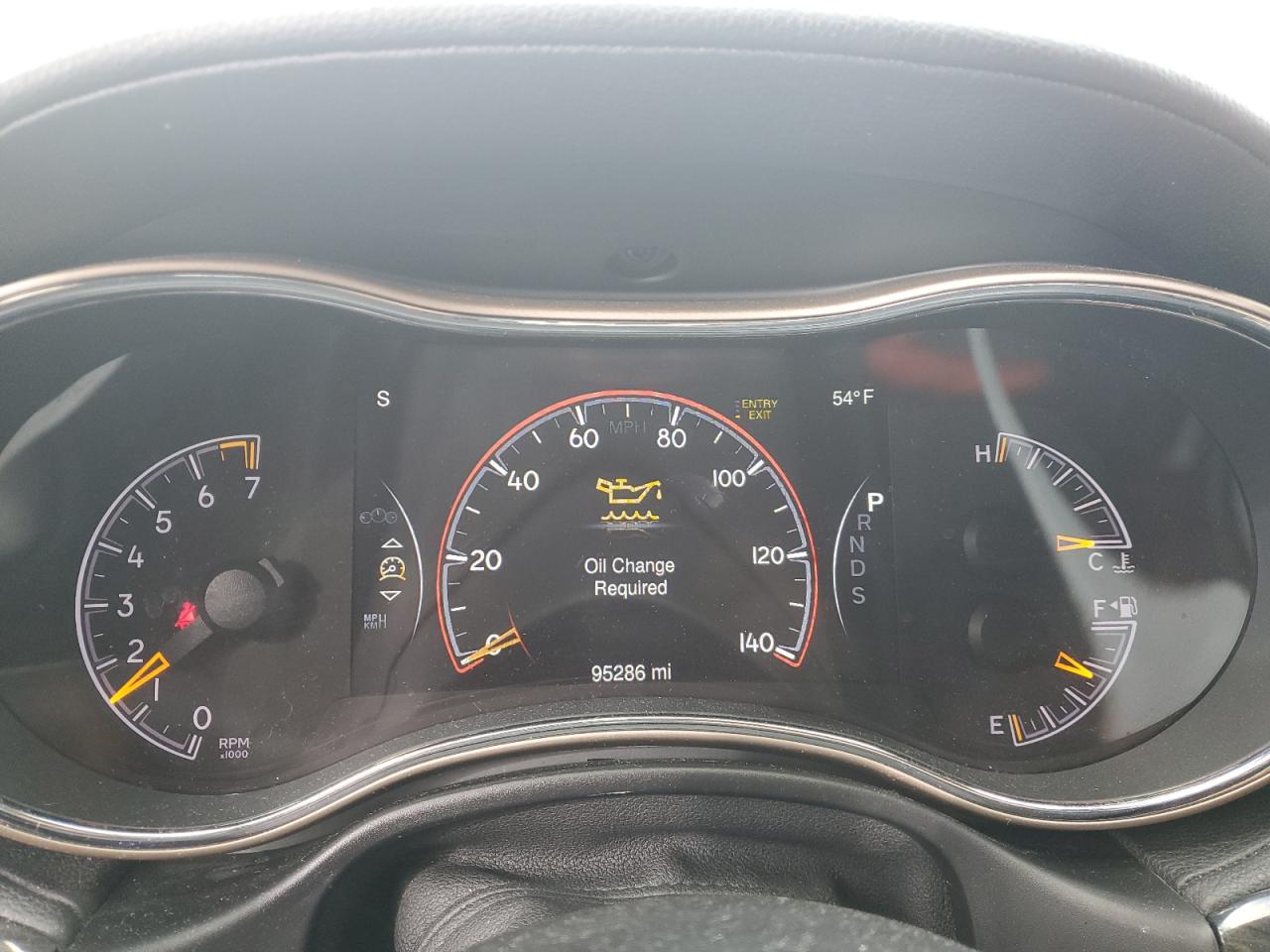 2015 Jeep Grand Cherokee - Image 9