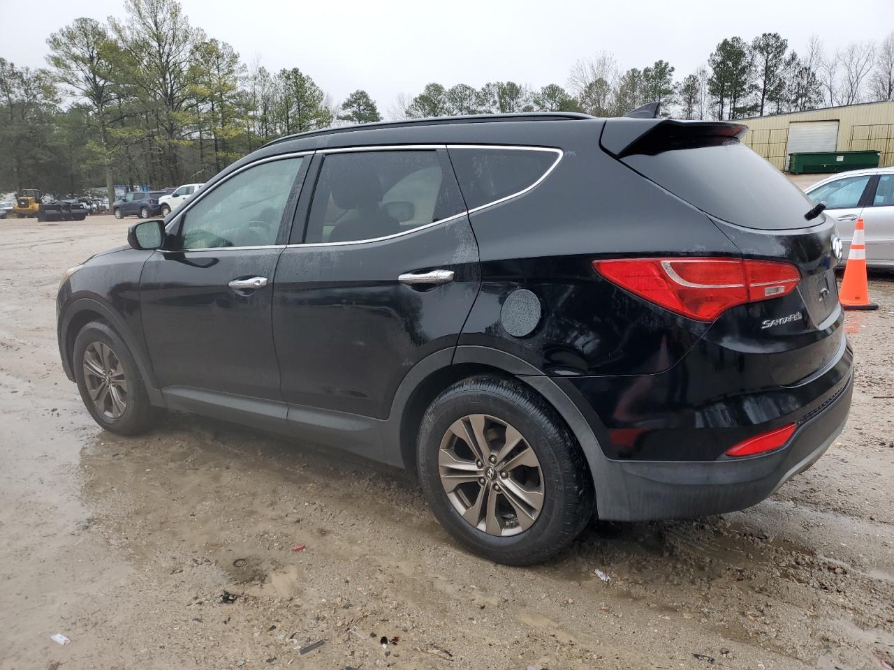 2013 Hyundai Santa Fe - Image 2