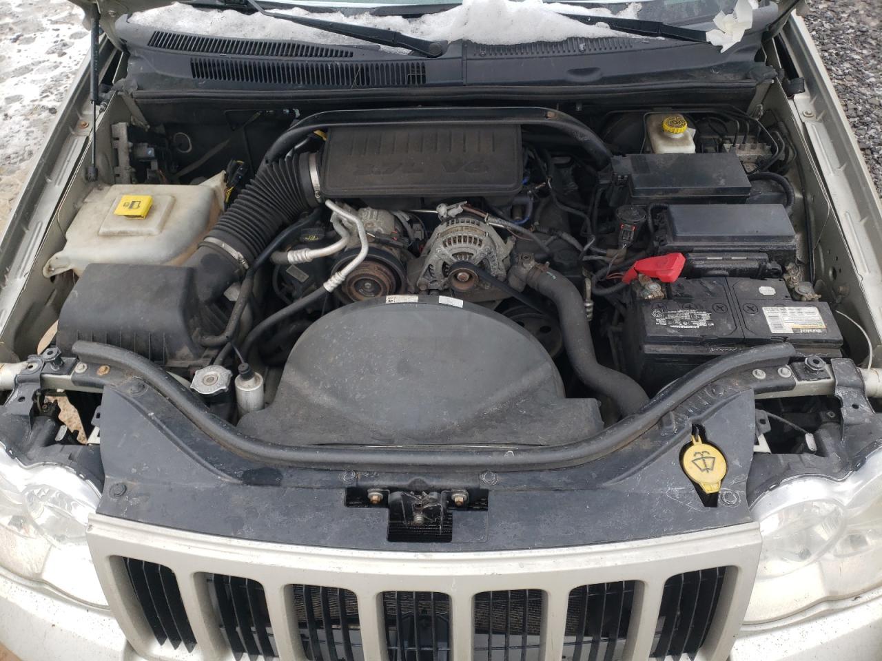 2010 Jeep Grand Cherokee - Image 11