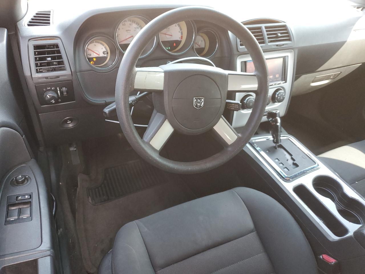 2010 Dodge Challenger - Image 8