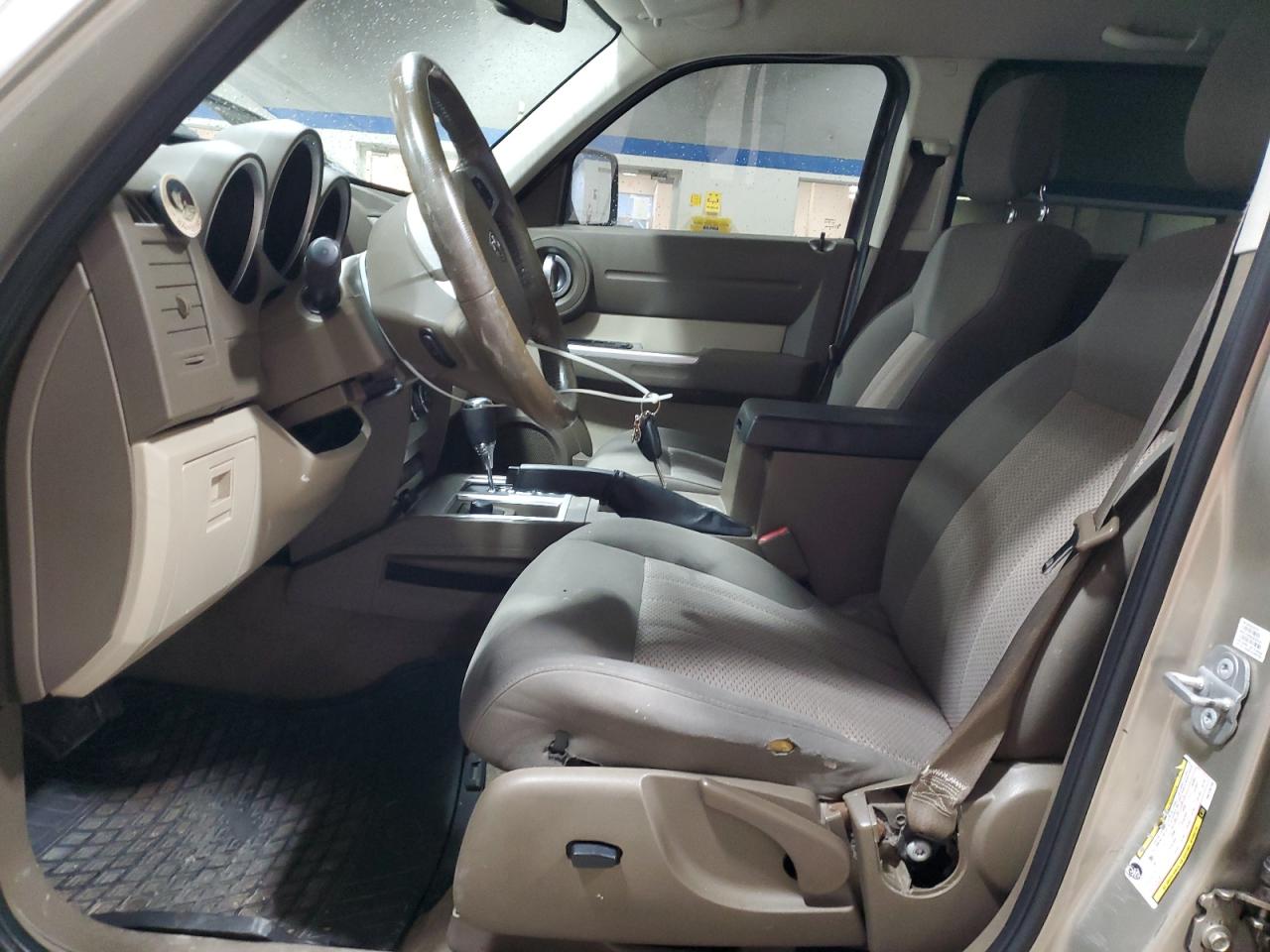 2010 Dodge Nitro - Image 7