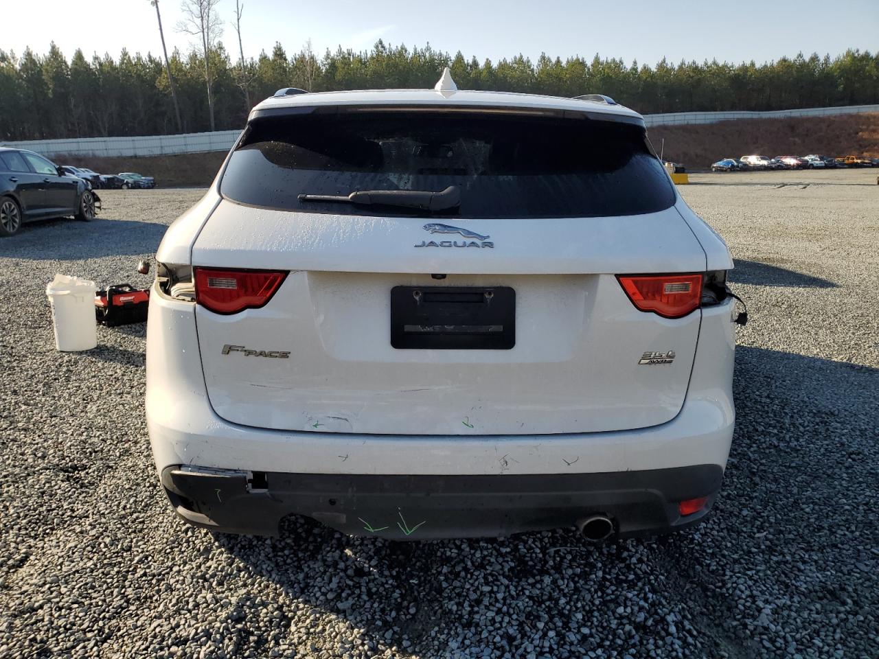 2017 Jaguar F-Pace - Image 6