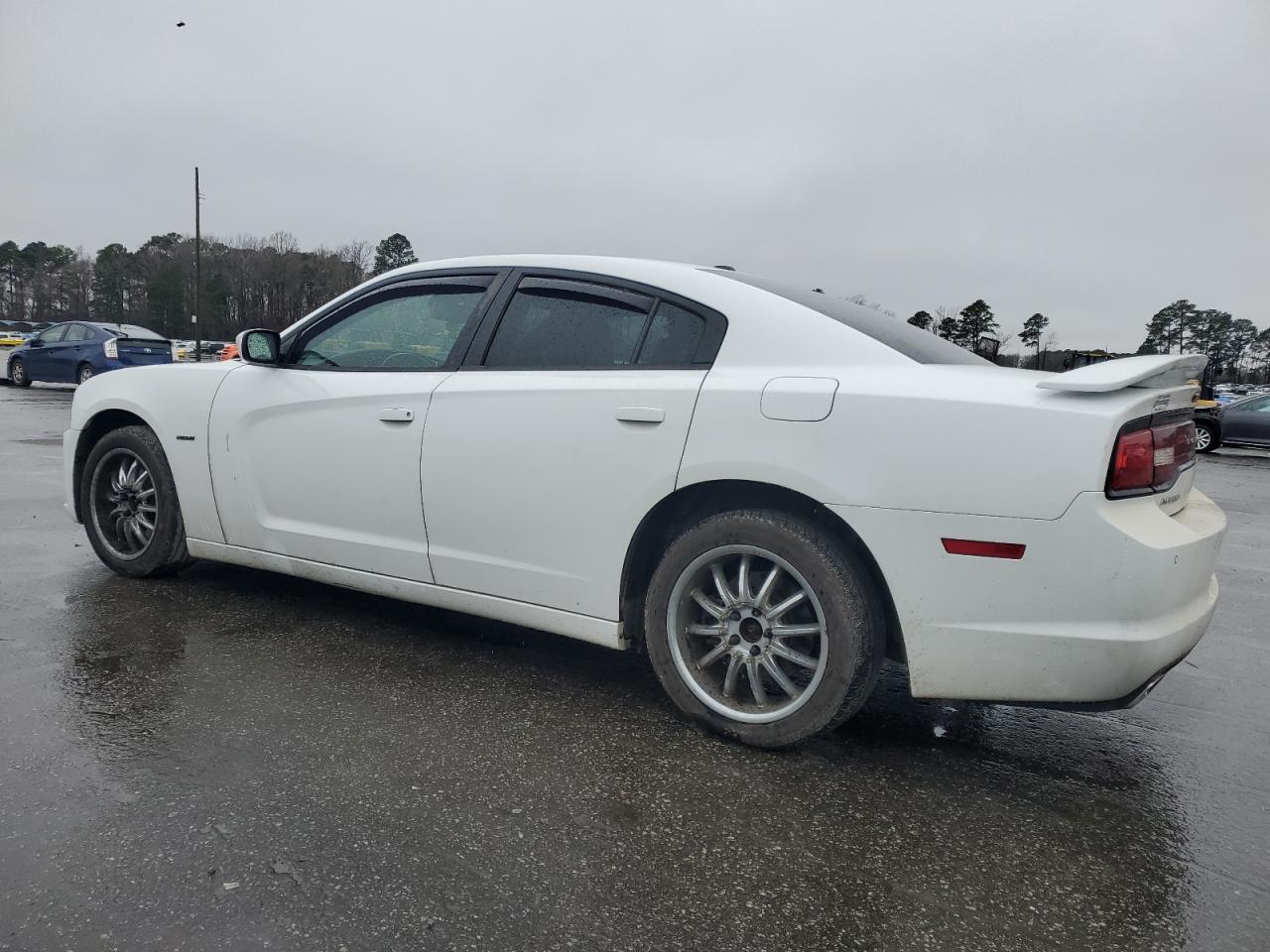 2014 Dodge Charger - Image 2