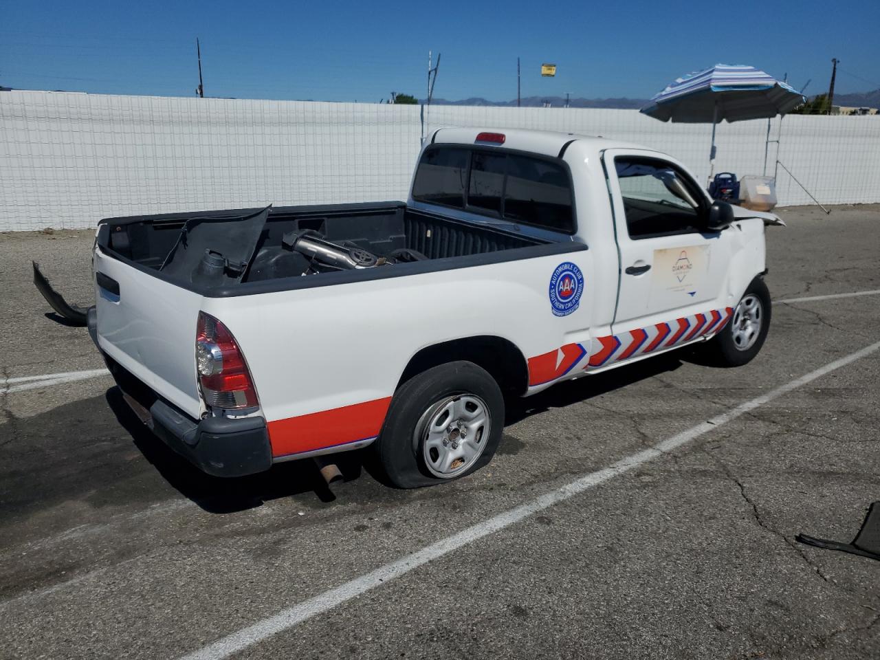 2010 Toyota Tacoma - Image 3
