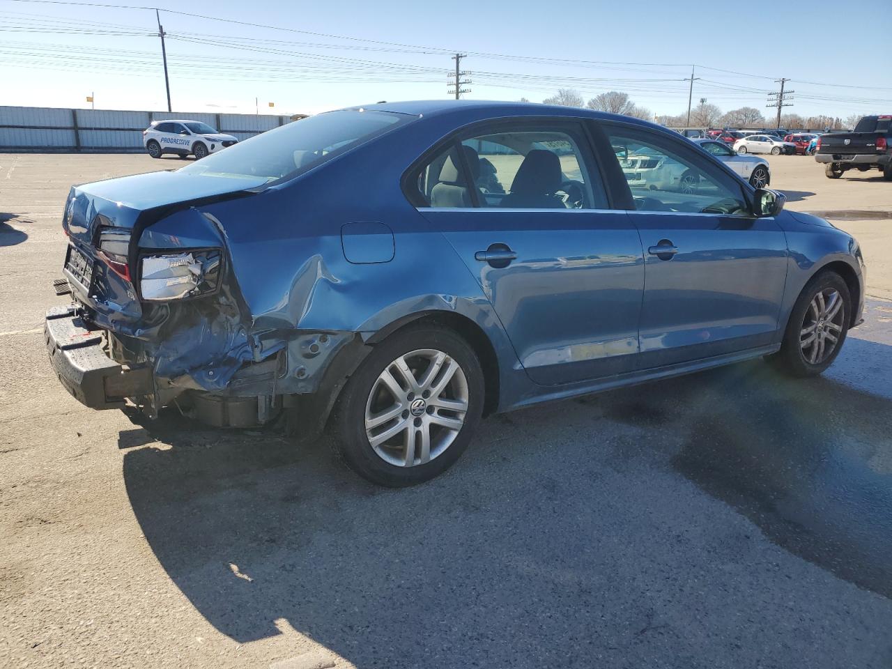 2017 Volkswagen Jetta - Image 3