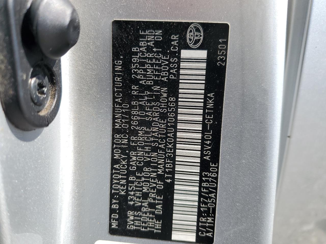 2010 Toyota Camry - Image 12