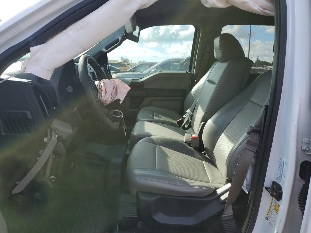 2016 Ford F-150 - Image 7