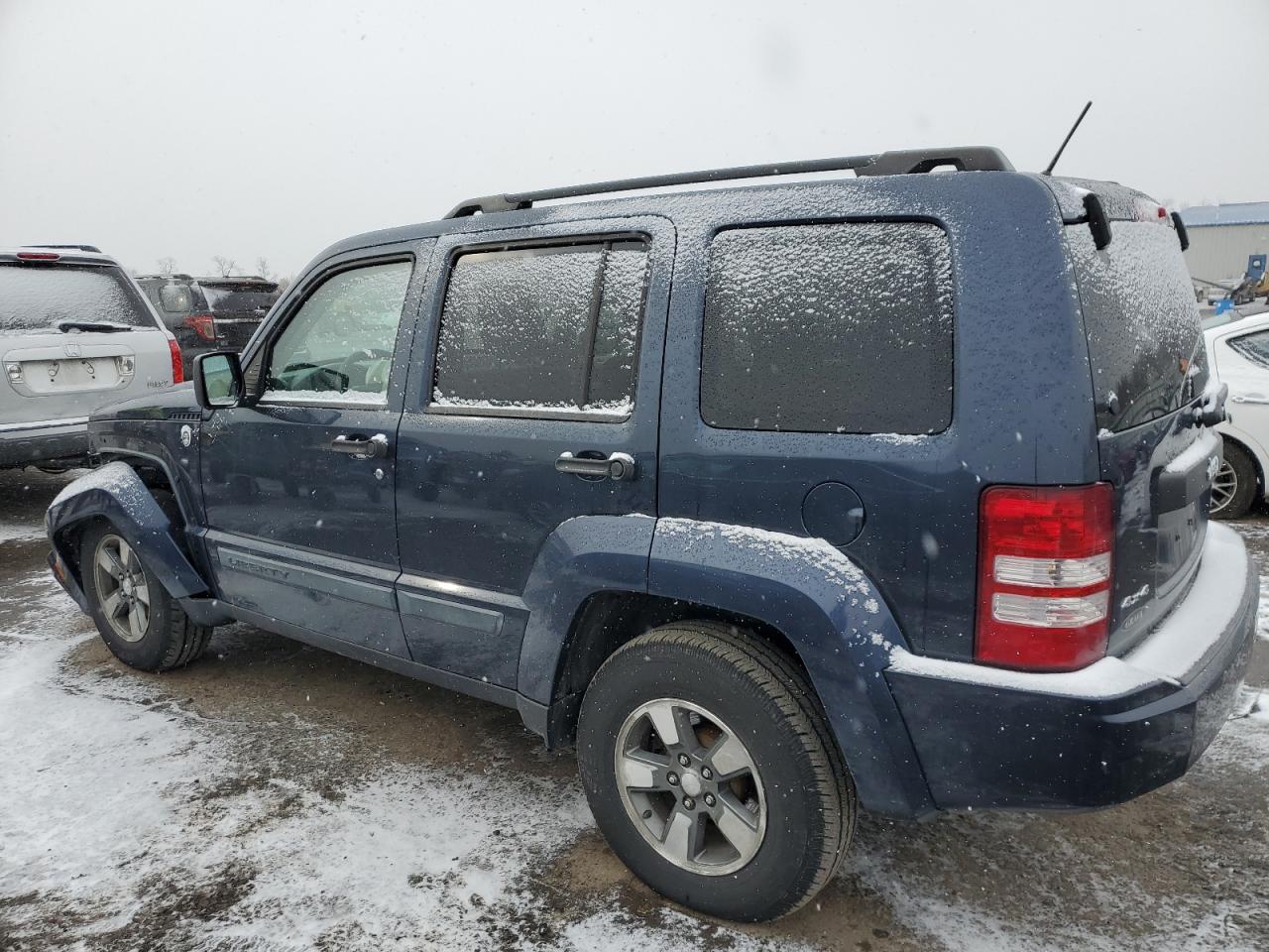 2008 Jeep Liberty (North America) - Image 2