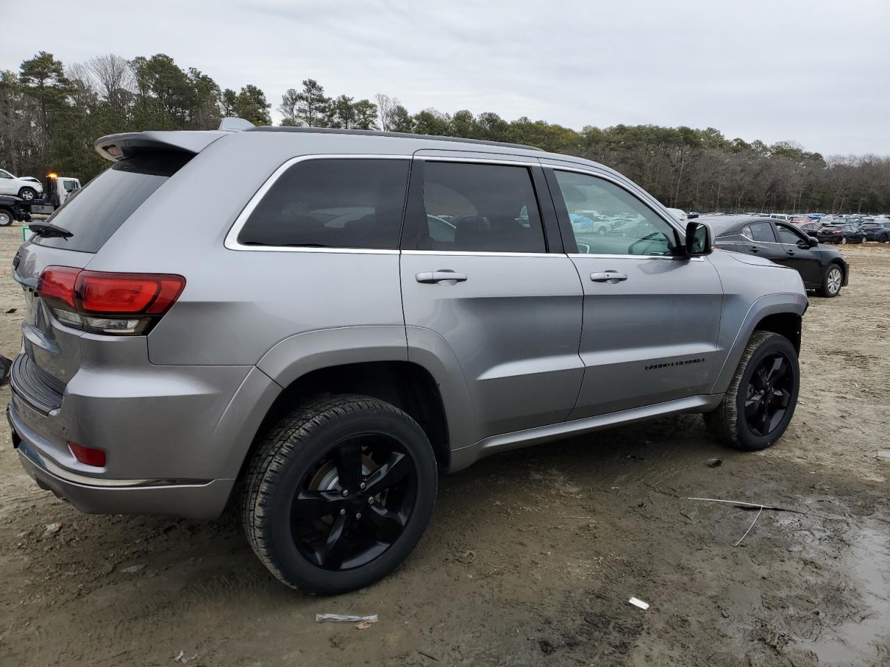 2015 Jeep Grand Cherokee - Image 3