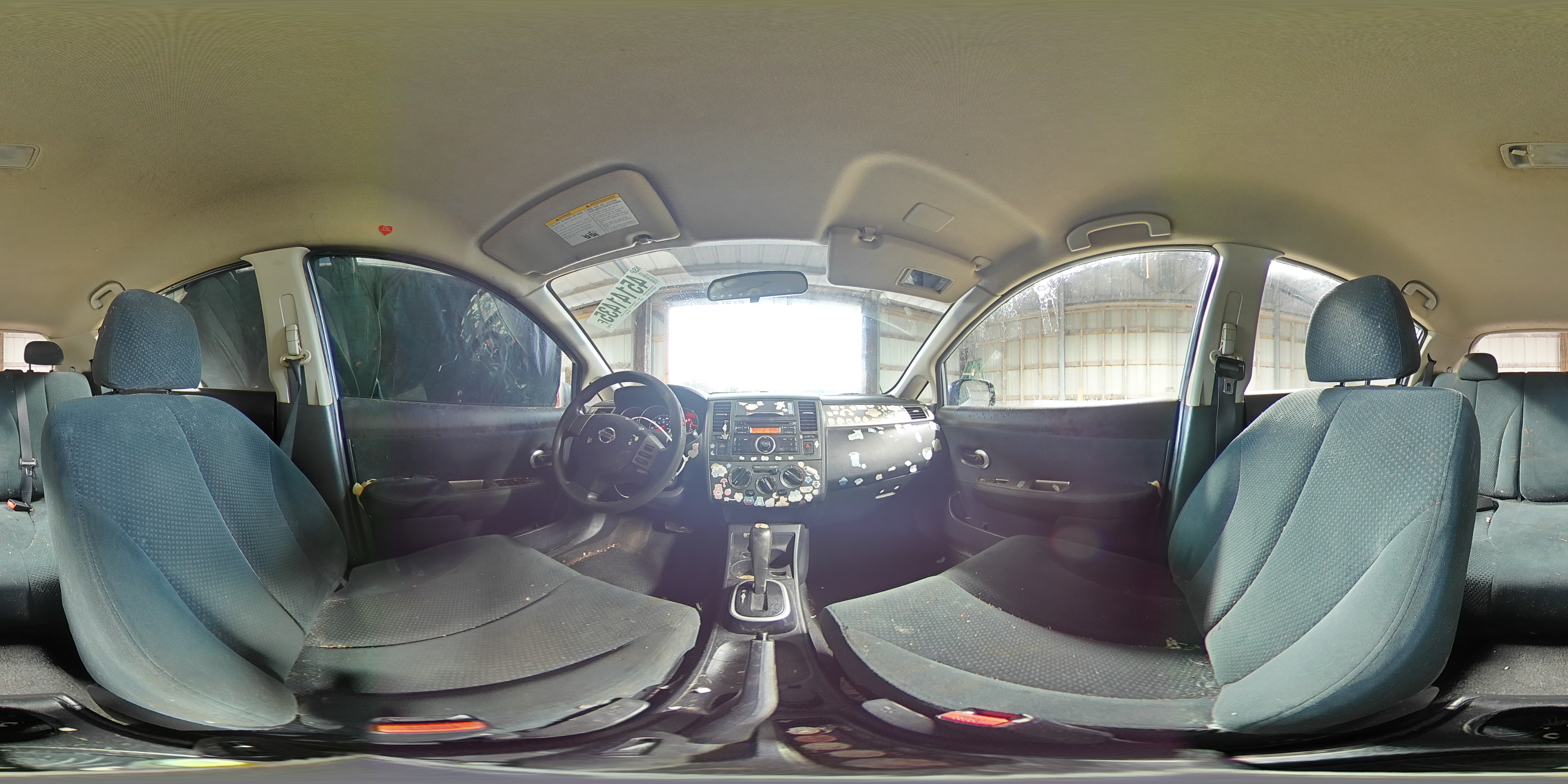 2010 Nissan Versa - Image 13