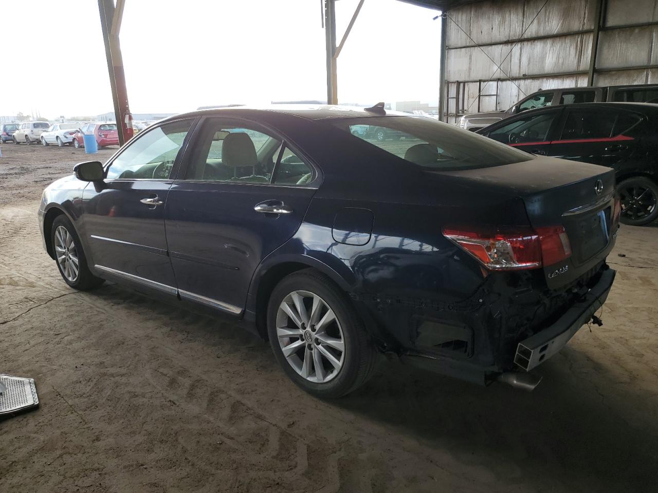 2011 Lexus ES - Image 2