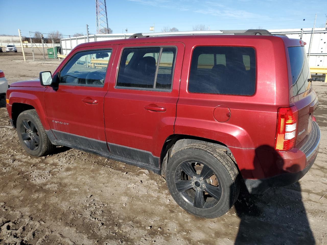 2012 Jeep Liberty (Patriot) - Image 2