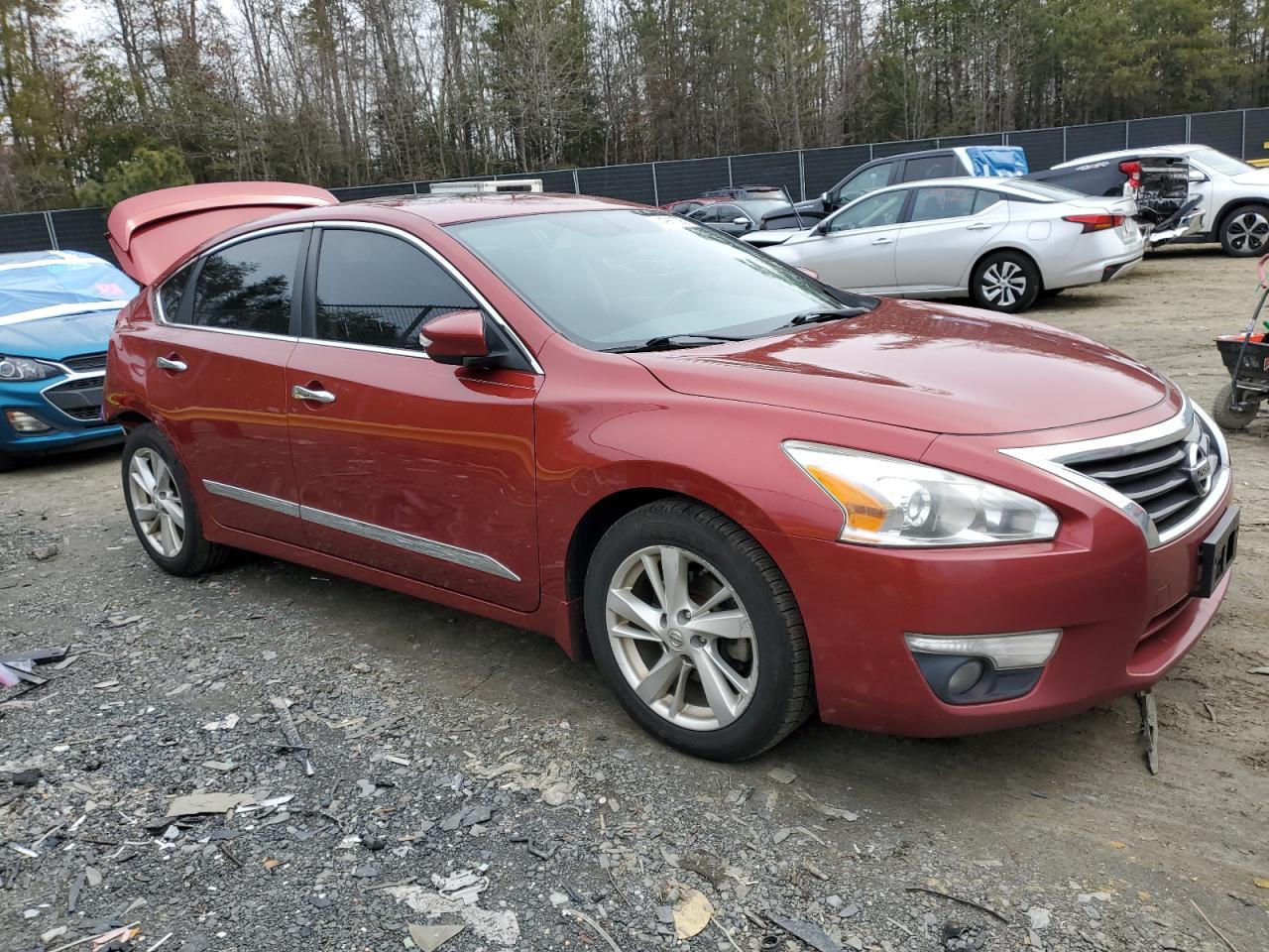 2015 Nissan Altima - Image 4