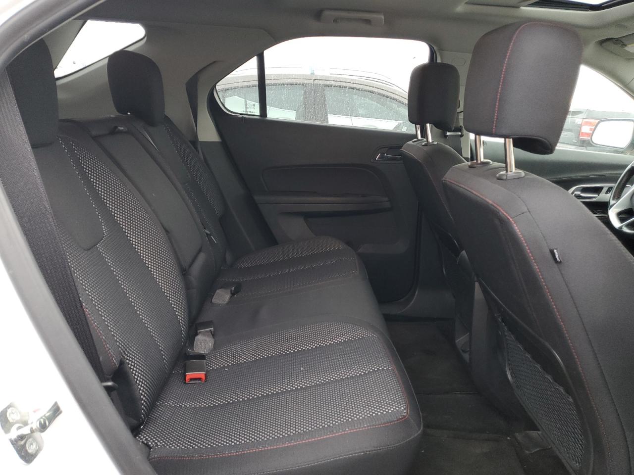 2015 Chevrolet Equinox - Image 10