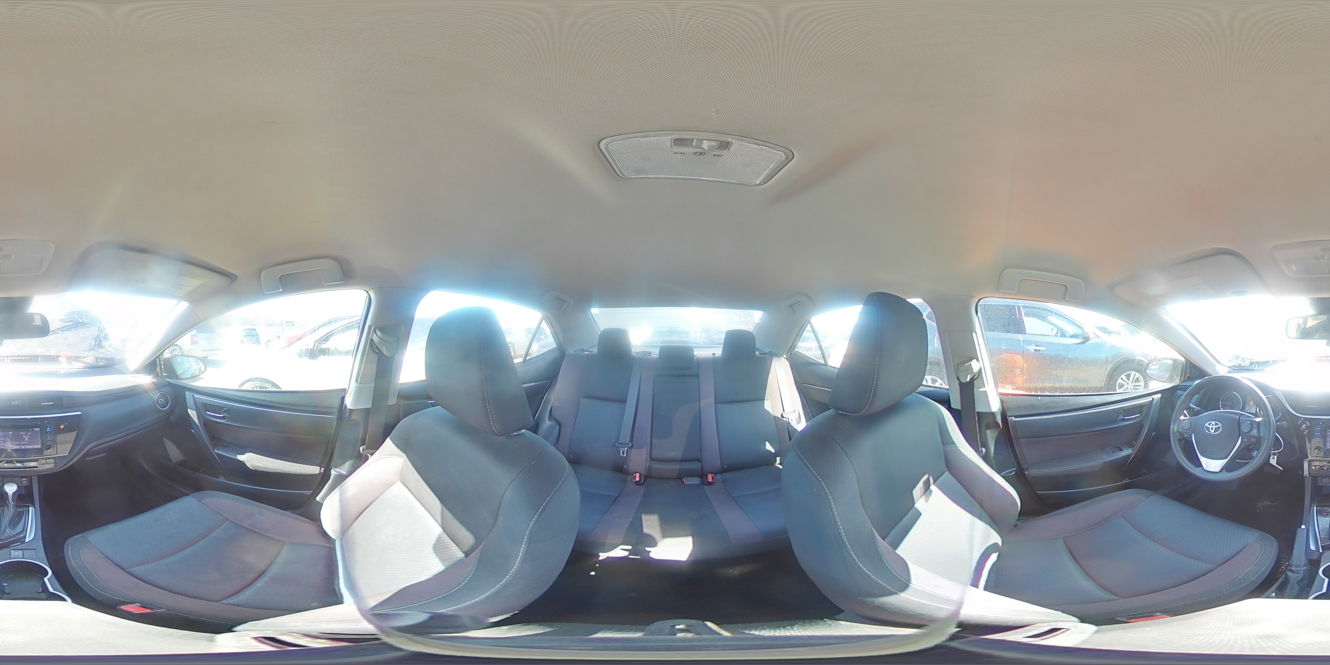 2018 Toyota Corolla - Image 15