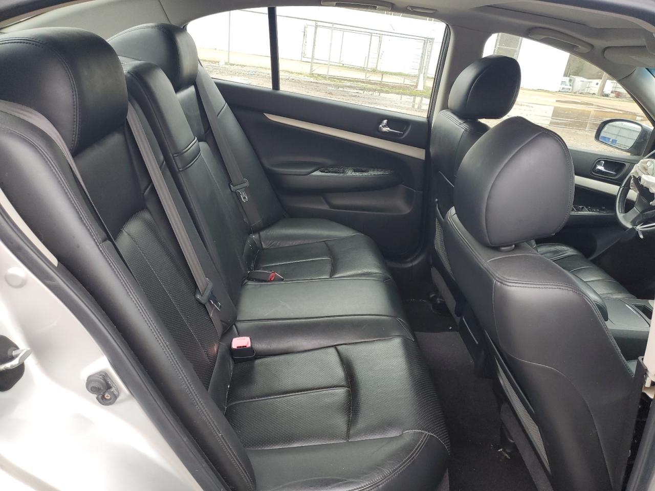 2008 Infiniti G - Image 10
