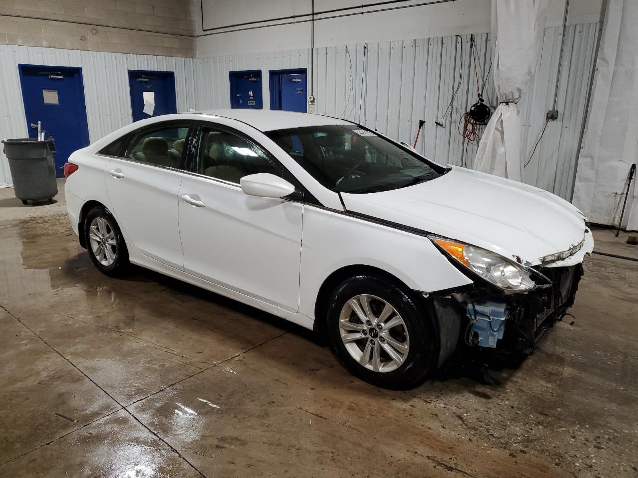 2012 Hyundai Sonata - Image 4