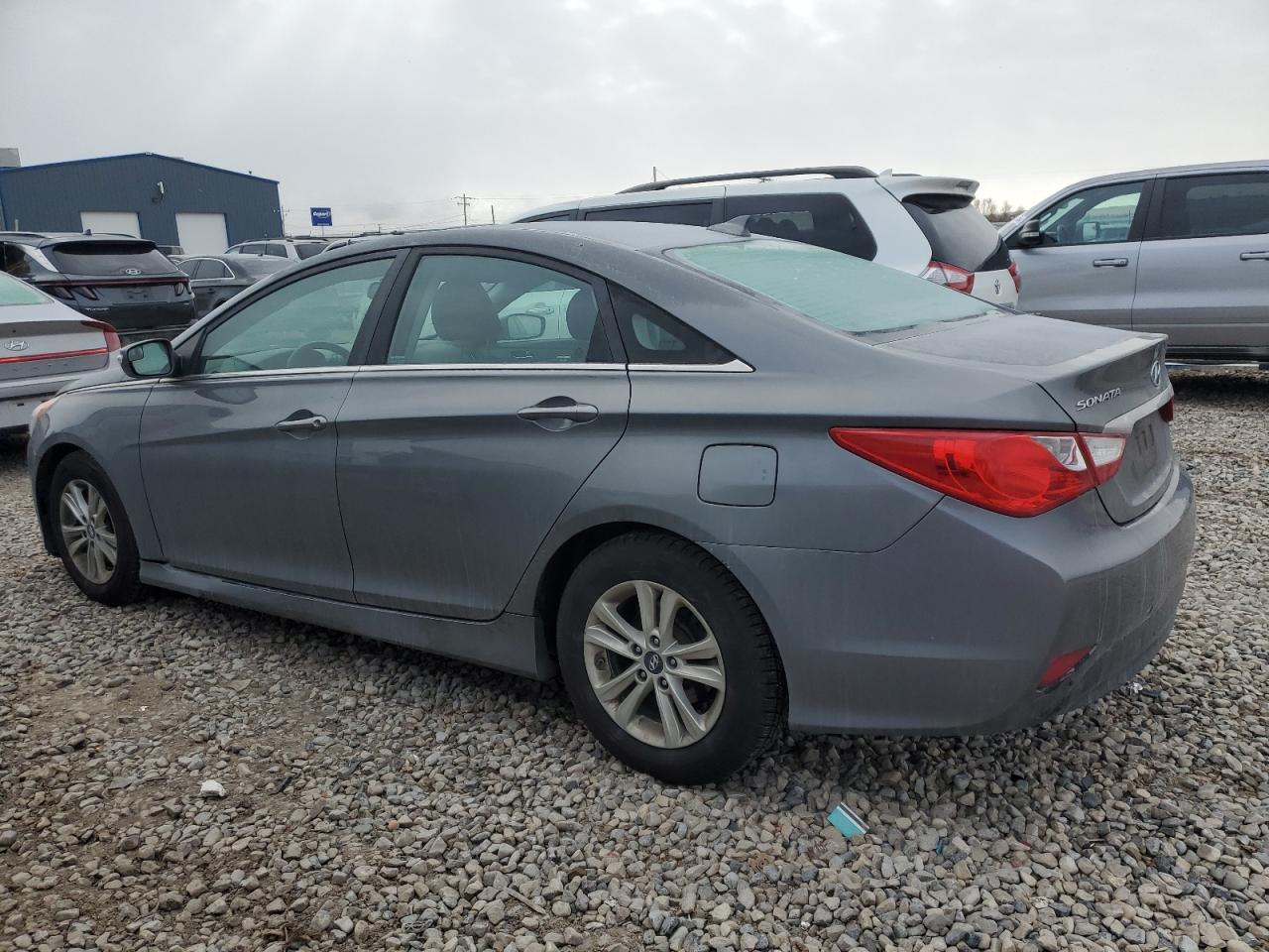 2014 Hyundai Sonata - Image 2
