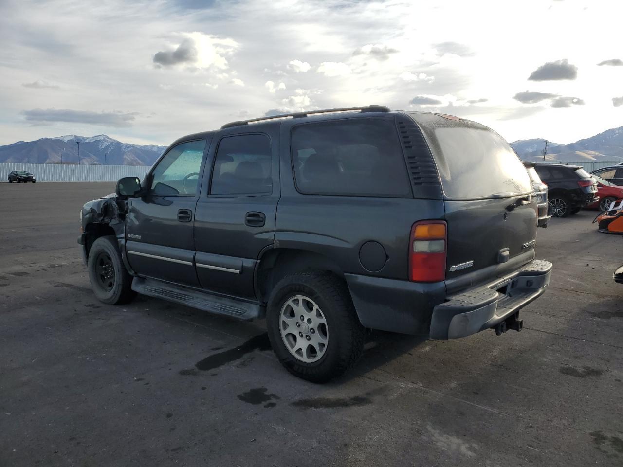 2003 Chevrolet Tahoe - Image 2