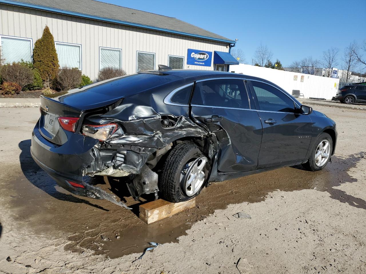 2018 Chevrolet Malibu - Image 3