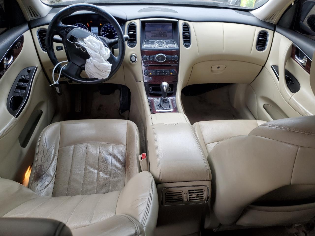 2017 Infiniti QX50 - Image 8