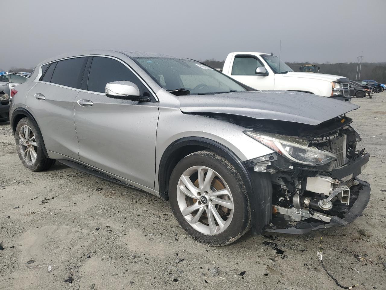 2018 Infiniti QX30 - Image 4