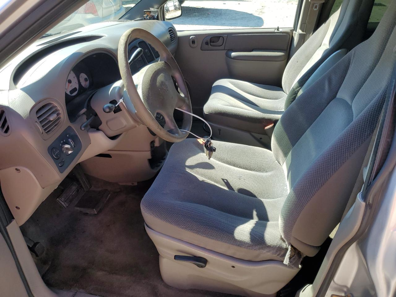 2003 Dodge Caravan - Image 7