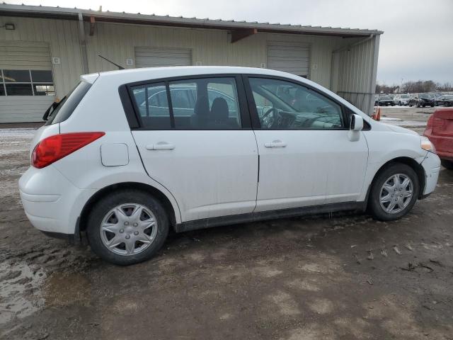 Hatchbacks NISSAN VERSA 2012 Biały