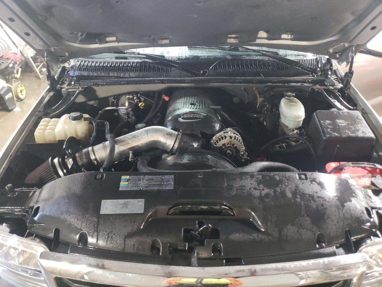 2003 GMC Sierra - Image 11