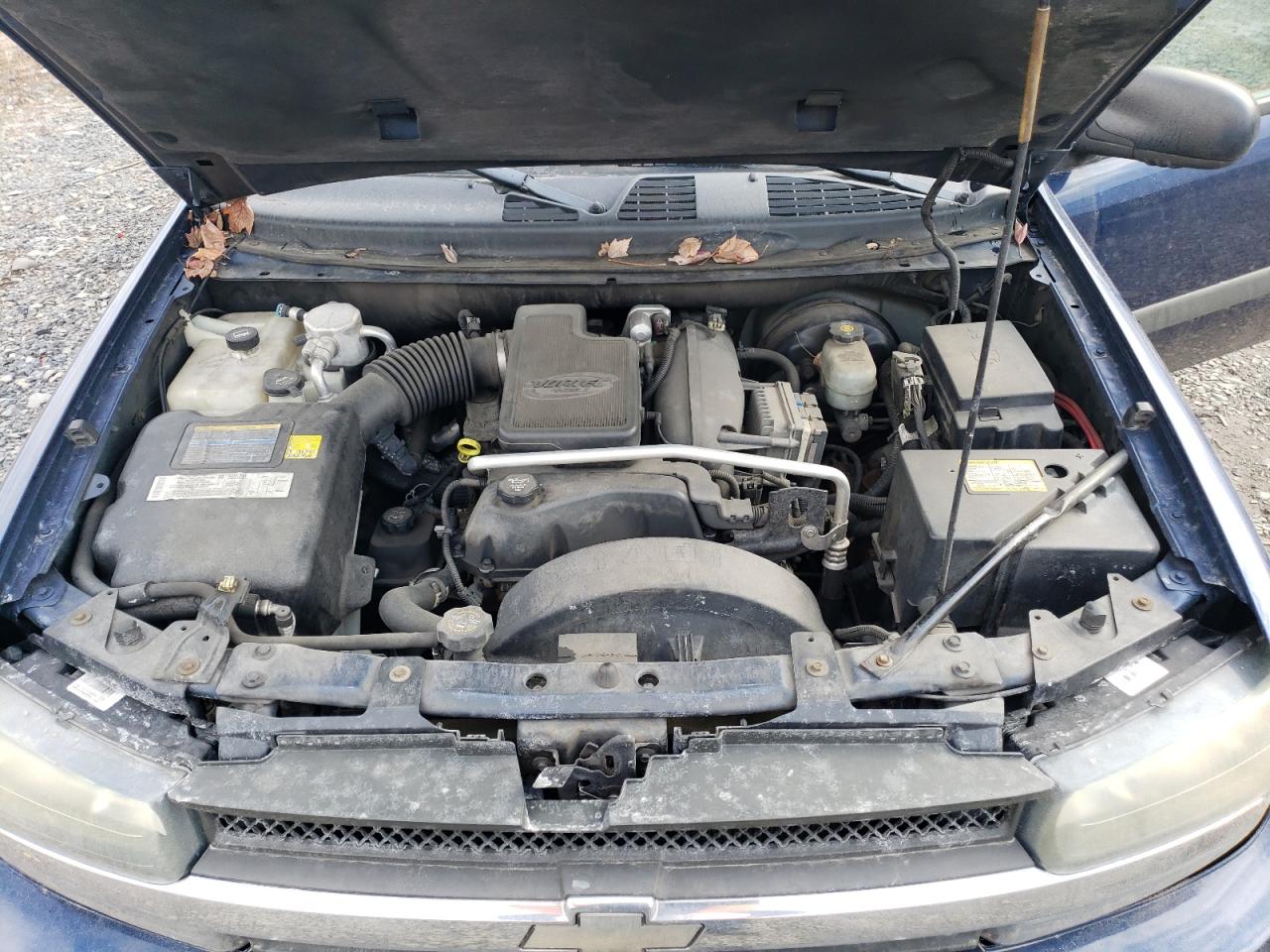 2004 Chevrolet TrailBlazer - Image 12