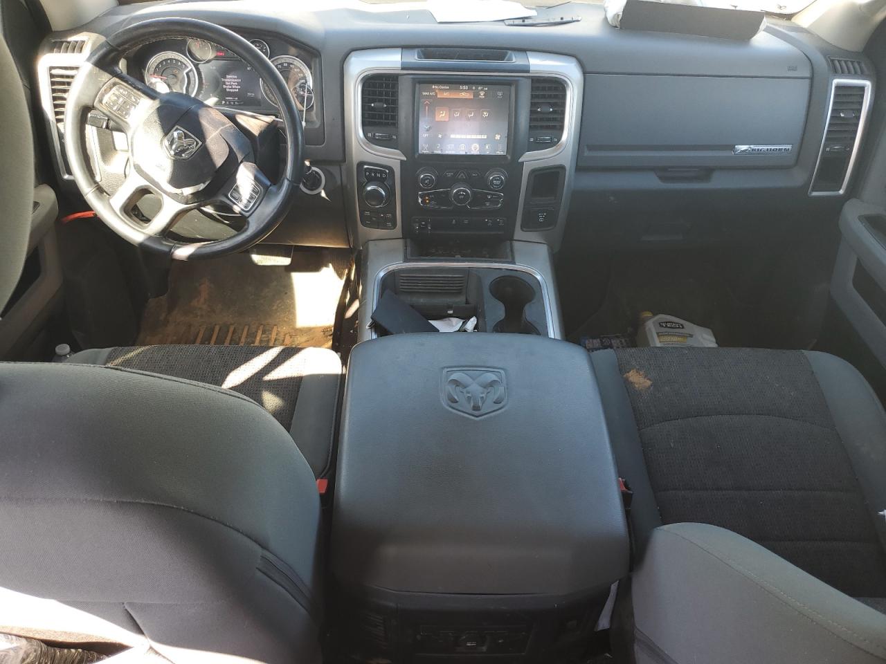 2016 RAM 1500 - Image 8