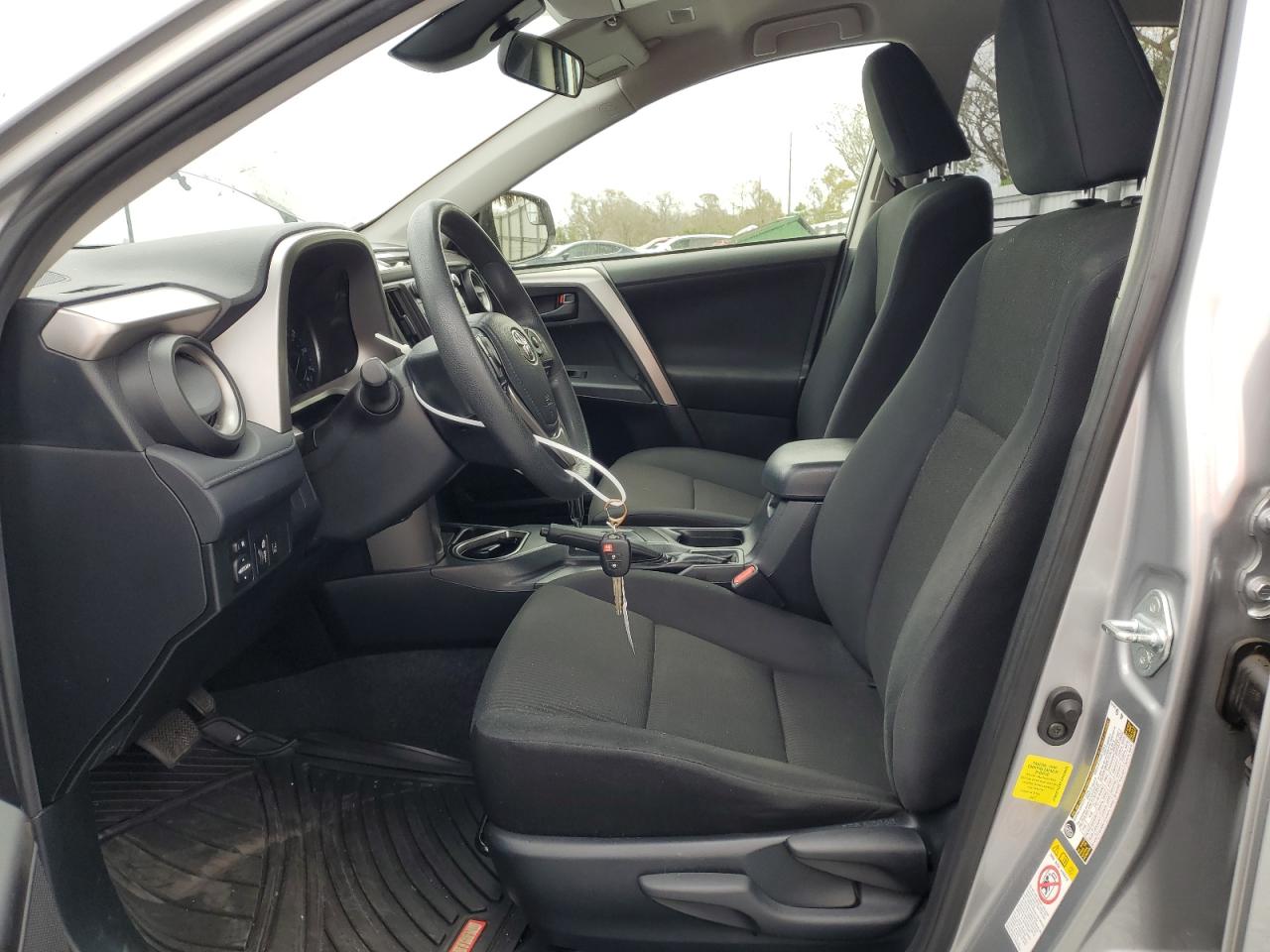 2018 Toyota RAV 4 - Image 7