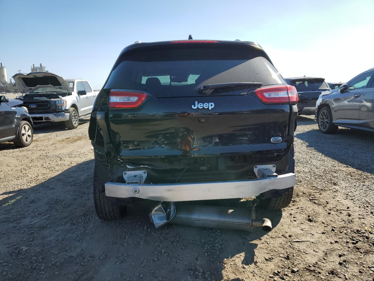 2018 Jeep Cherokee - Image 6