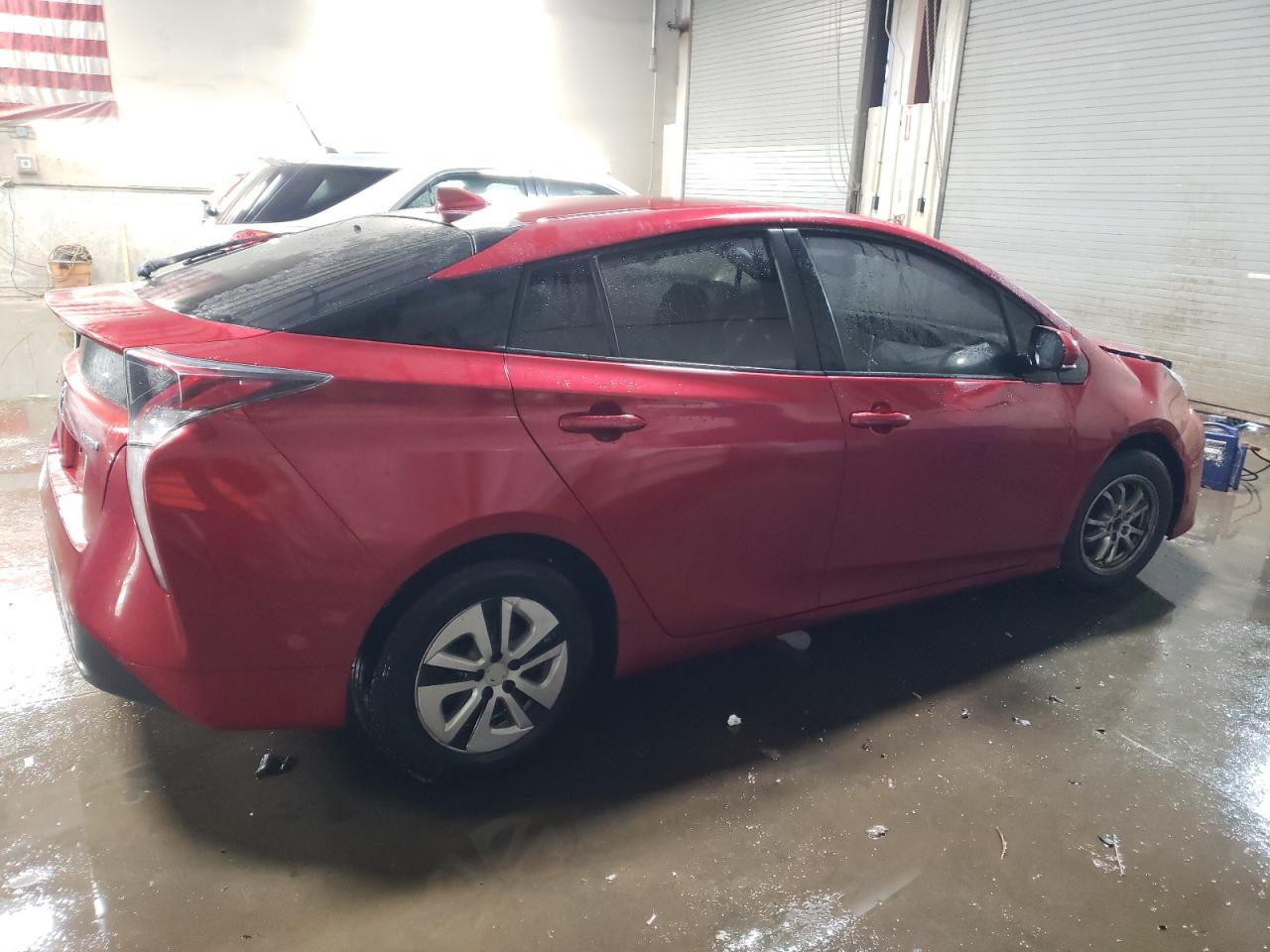 2016 Toyota Prius - Image 3