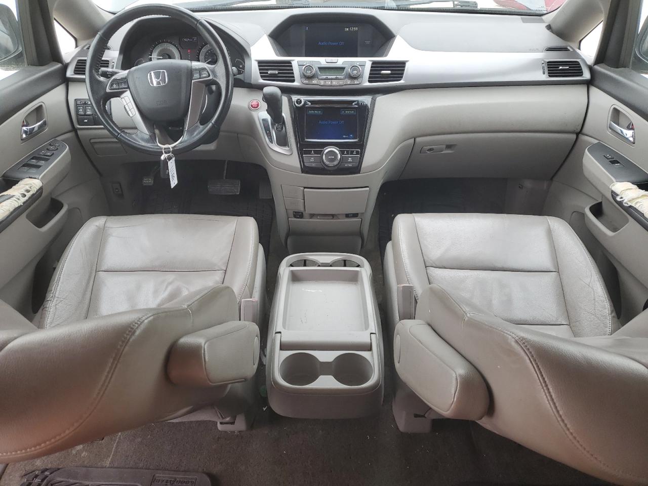 2014 Honda Odyssey - Image 8