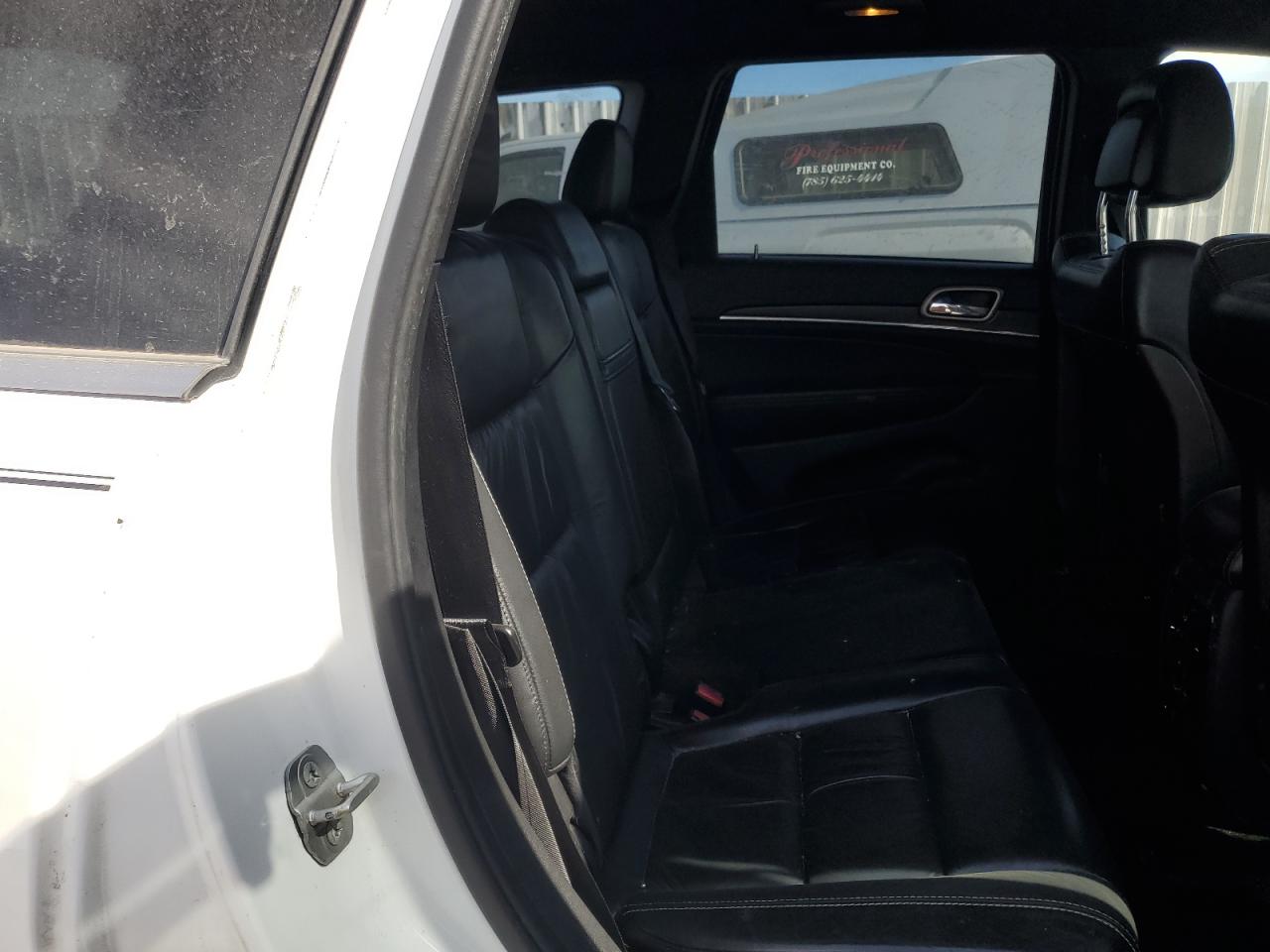 2014 Jeep Grand Cherokee - Image 12