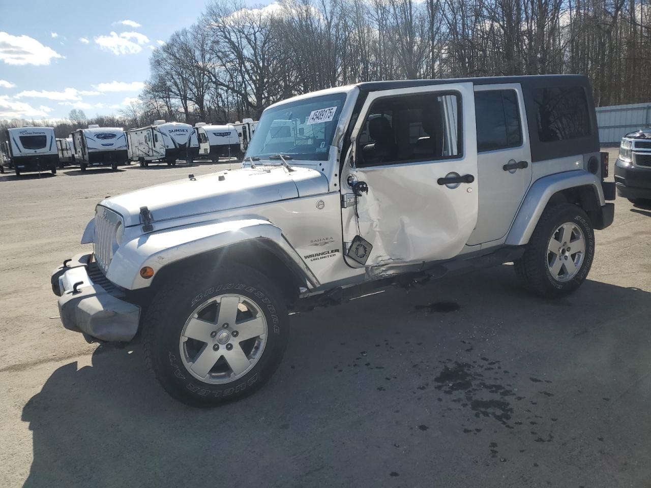 2012 Jeep Wrangler Unlimited Sahara zu verkaufen in Glassboro, NJ - Side