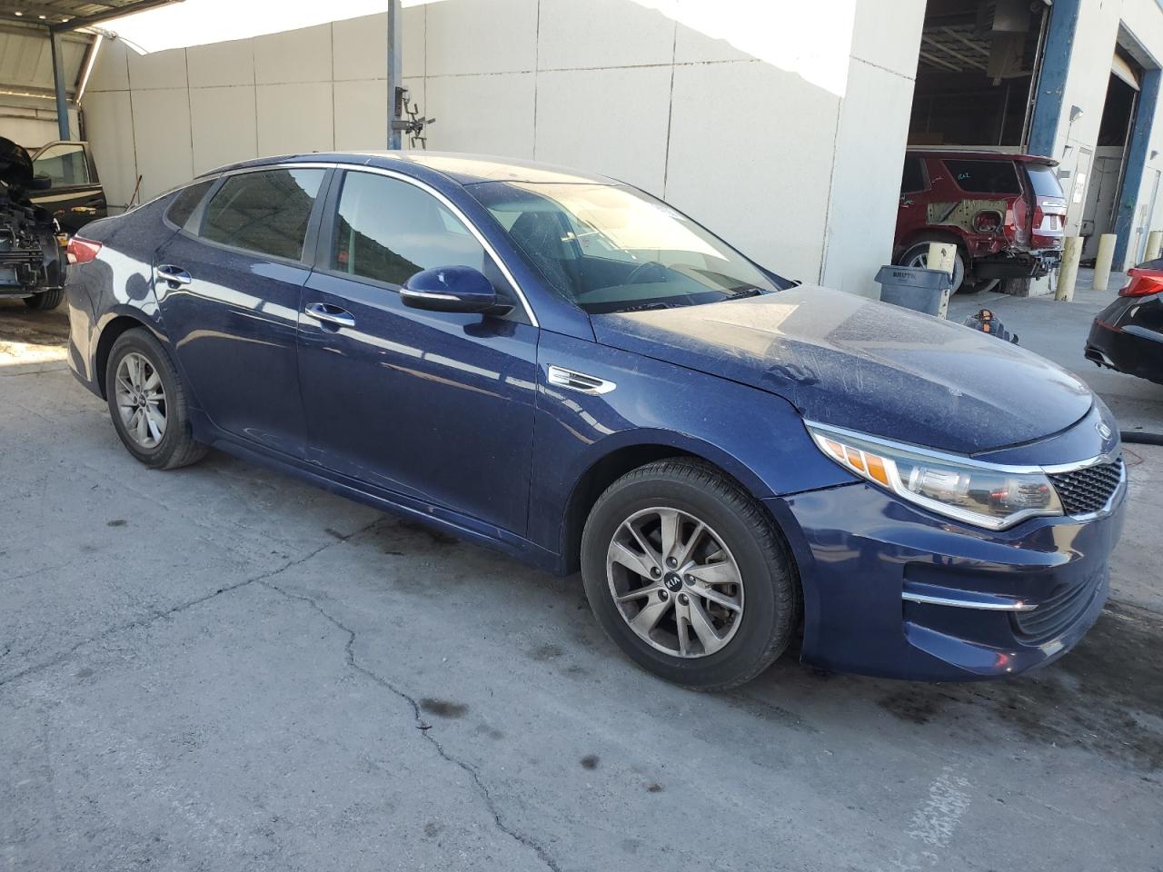 2018 Kia Optima - Image 4