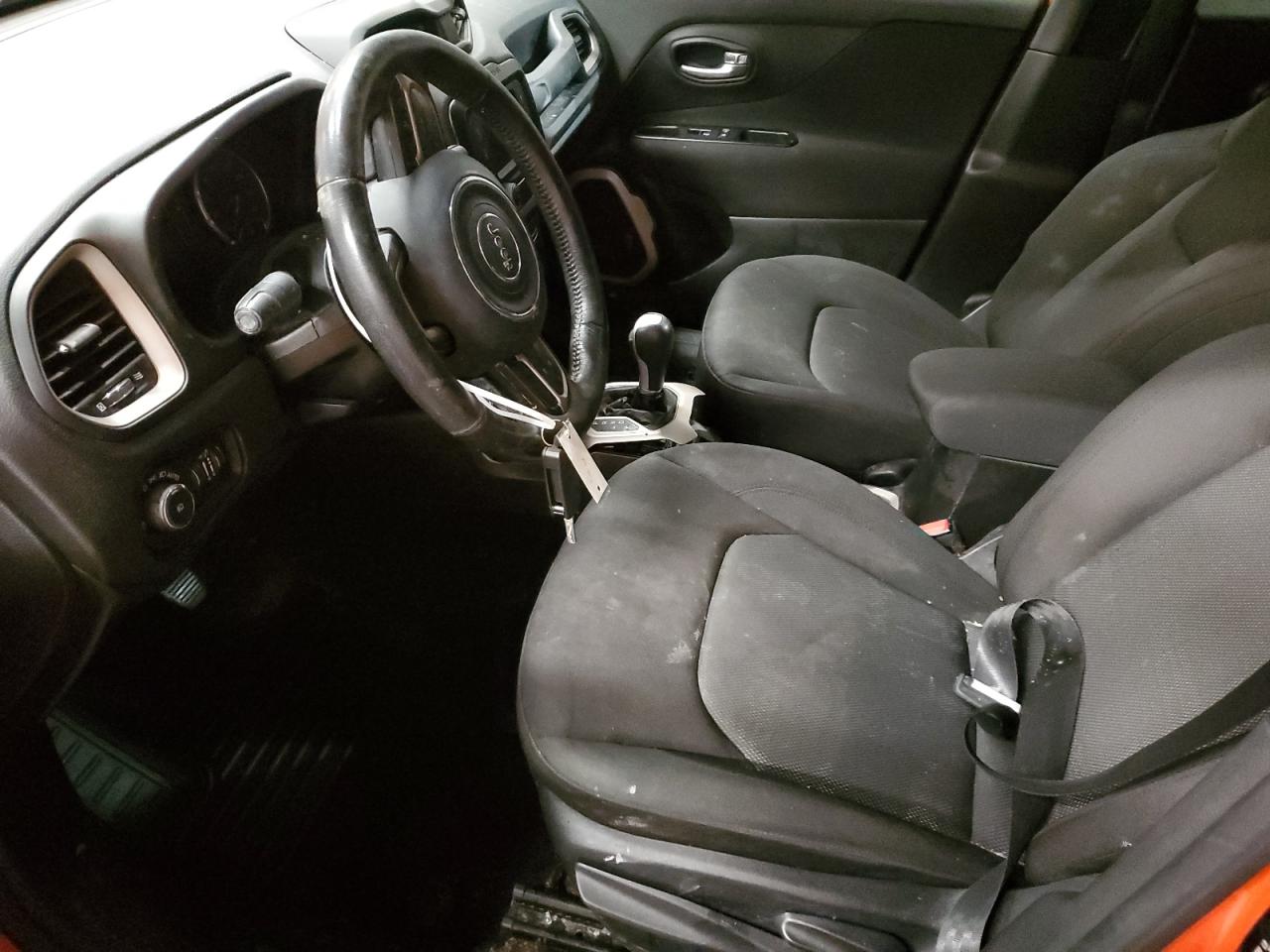 2015 Jeep Renegade - Image 7