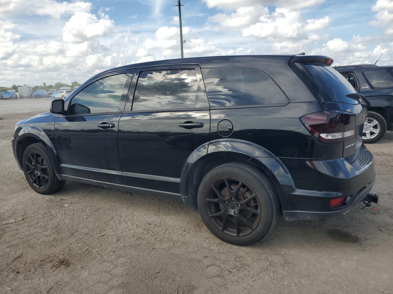 2018 Dodge Journey - Image 2