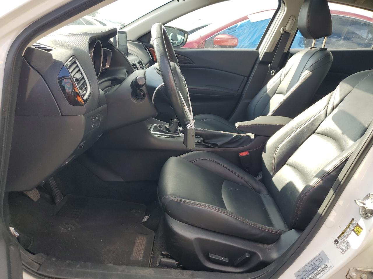 2015 Mazda 3 - Image 7